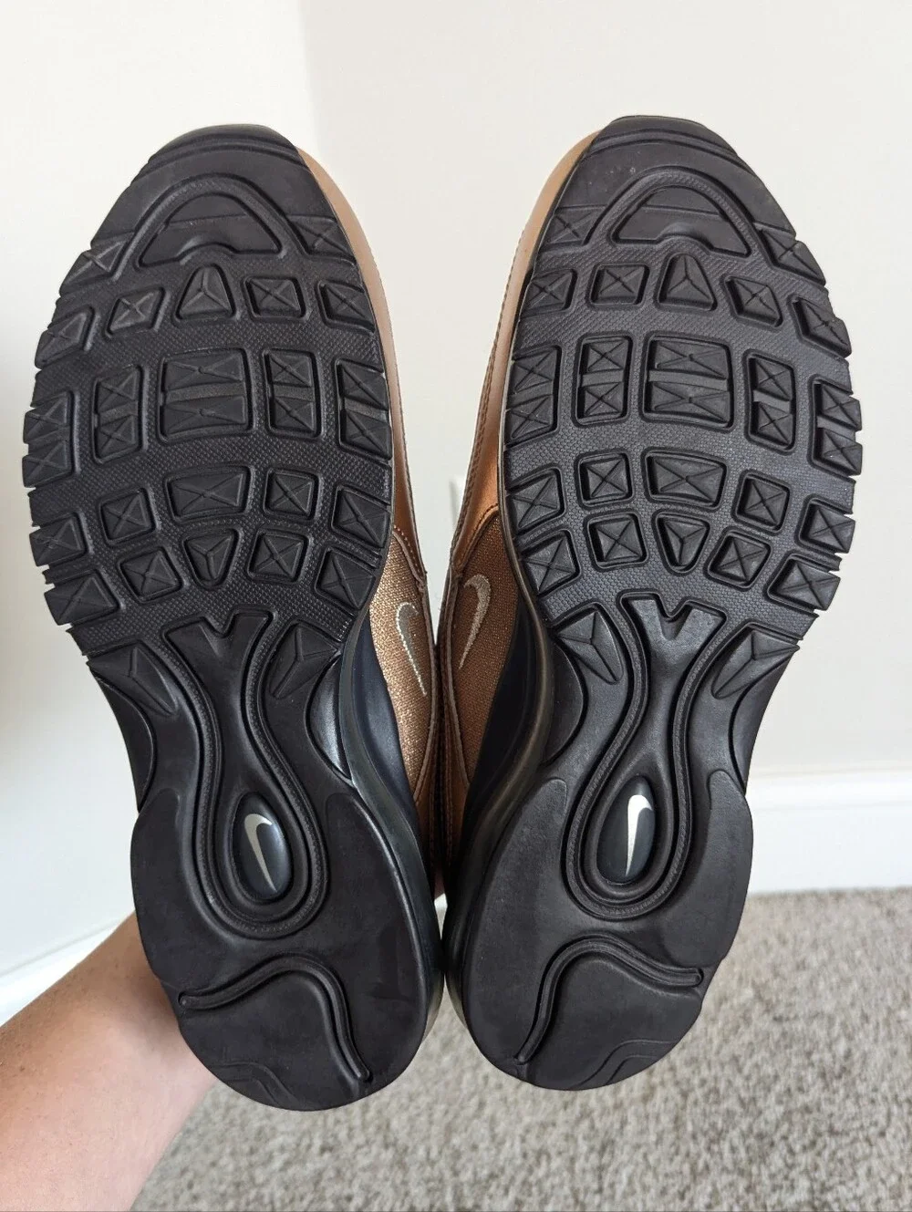 Nike Air Max 97 Metallic Copper sz 11 Like New